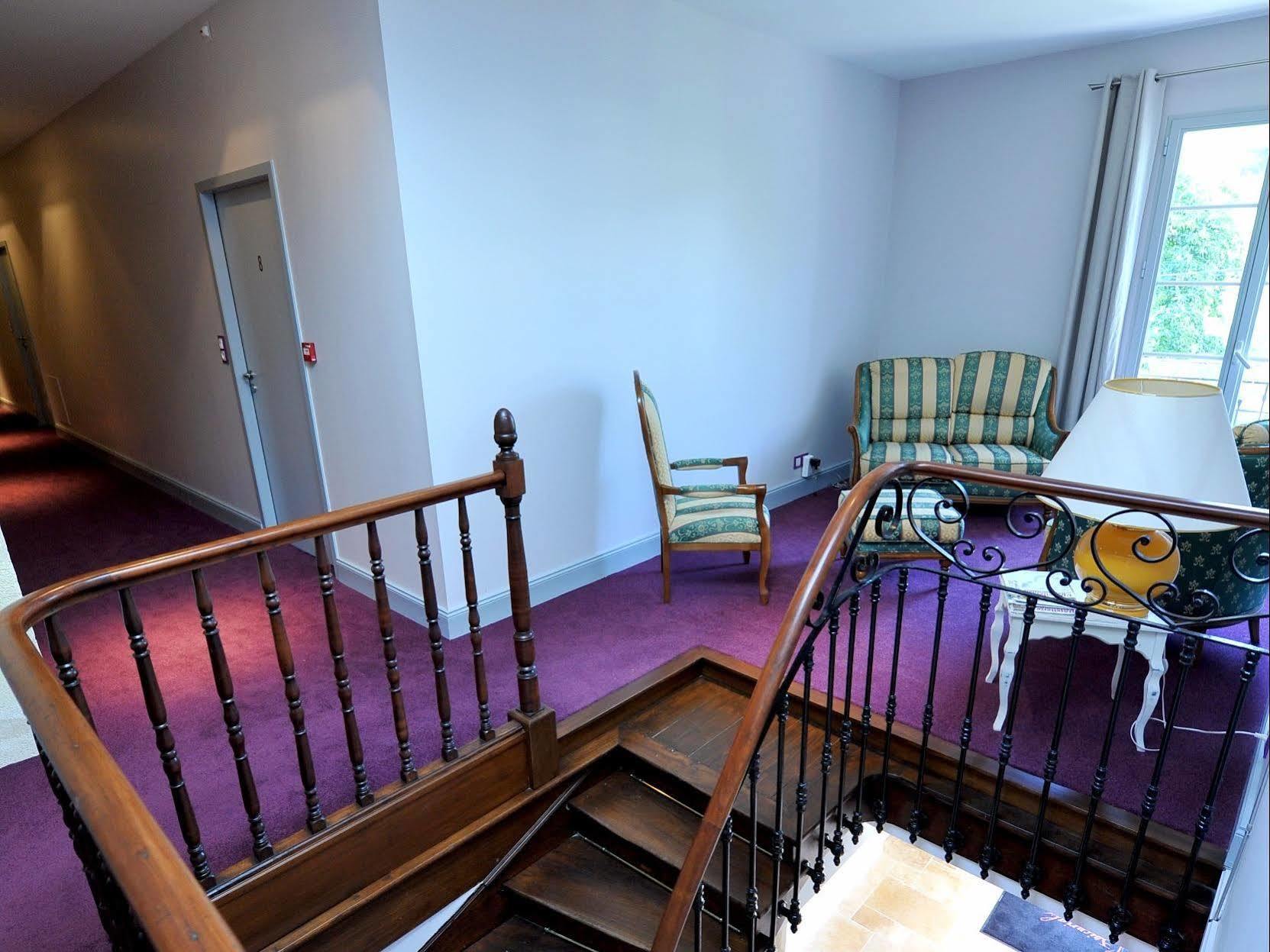 Logis- Hotel Spa Restaurant L'Epicurial Saint-Pey-de-Castets ภายนอก รูปภาพ