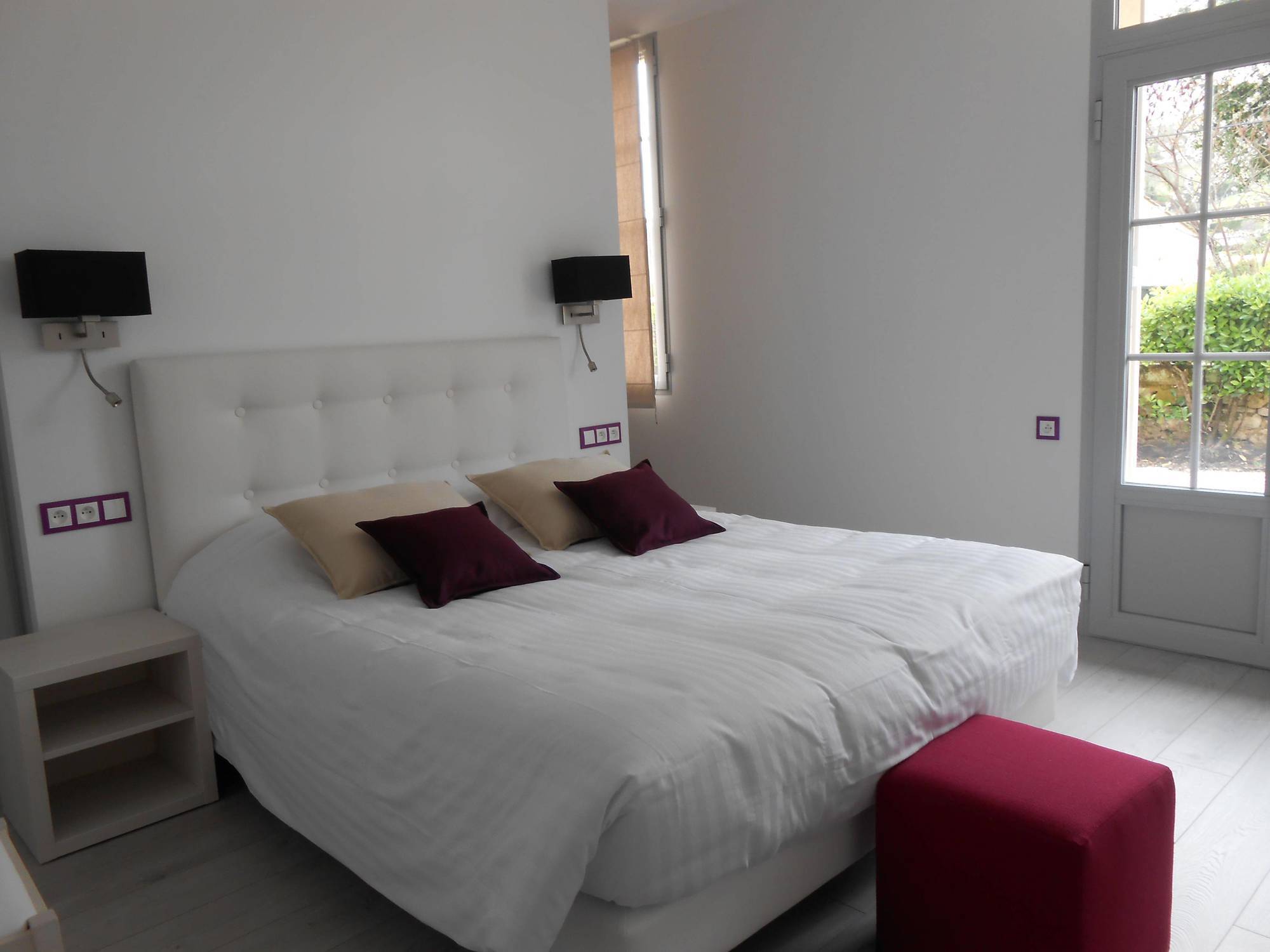 Logis- Hotel Spa Restaurant L'Epicurial Saint-Pey-de-Castets ภายนอก รูปภาพ
